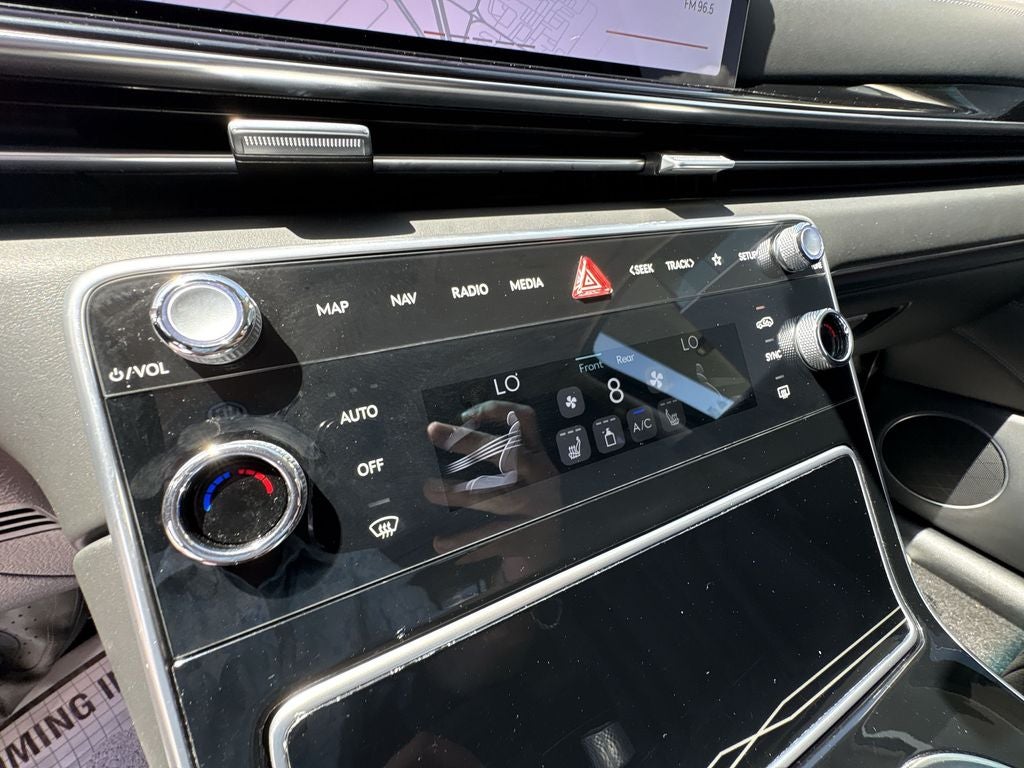 2025 Genesis GV80 2.5T