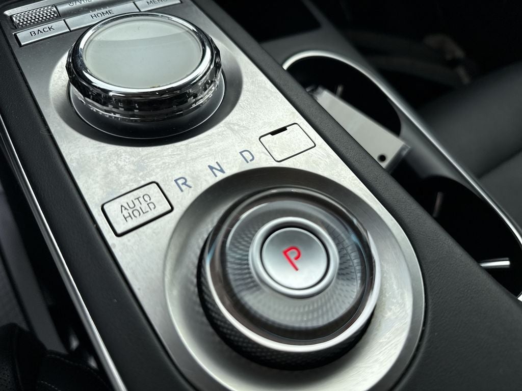 2025 Genesis GV70 2.5T