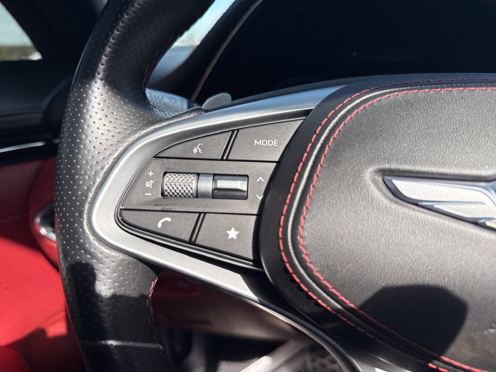 2023 Genesis GV70 2.5T