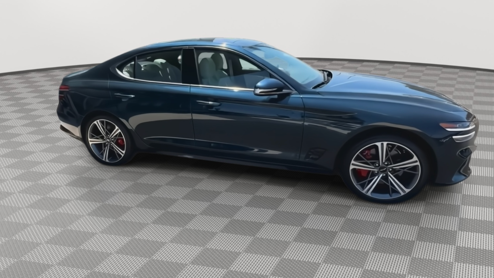 Side View of the 2025 Genesis G70